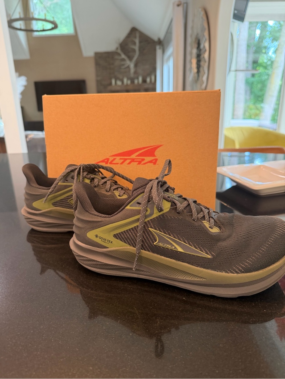 ALTRA M TORIN 8 GTX SHOES